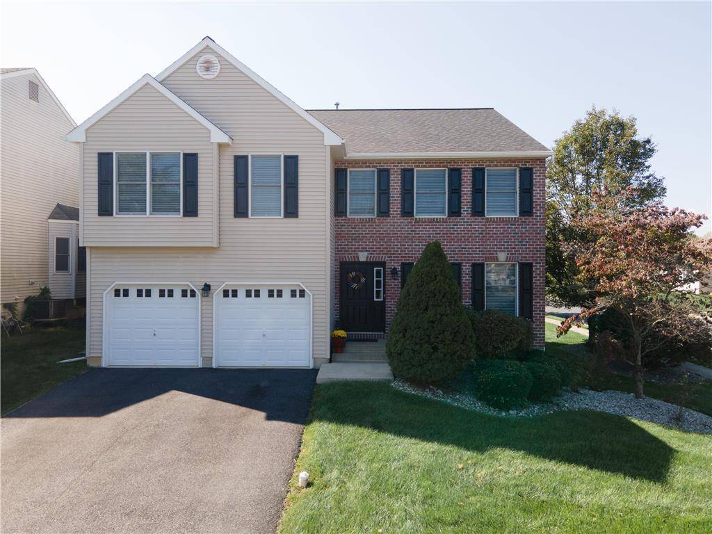 22 Stonecreek Court, Palmer Twp, PA 18045