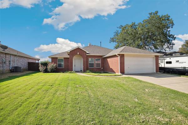 3204 Sparta Drive, Corinth, TX 76210