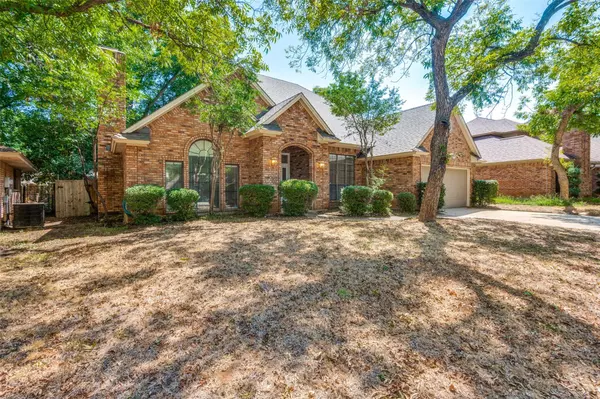 Arlington, TX 76015,3205 Hyde Park Court