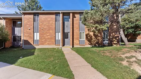 1625 N Murray BLVD #206, Colorado Springs, CO 80915