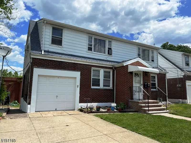 204 Randolph Ave, Clifton City, NJ 07011