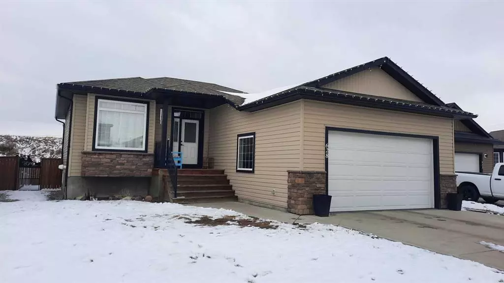 Drumheller, AB T0J0Y6,628 Bankview DR