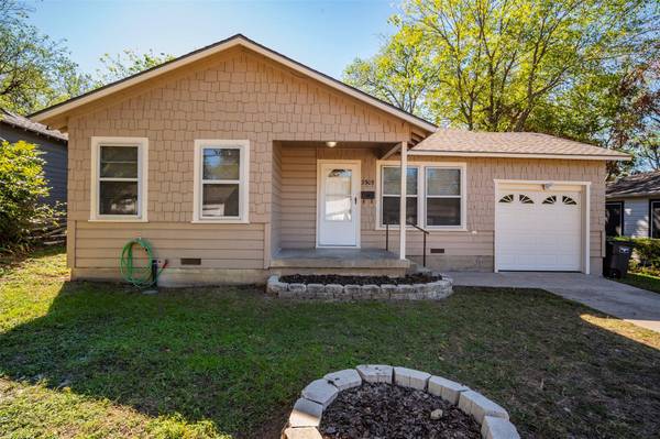 3505 W Gambrell Street, Fort Worth, TX 76133