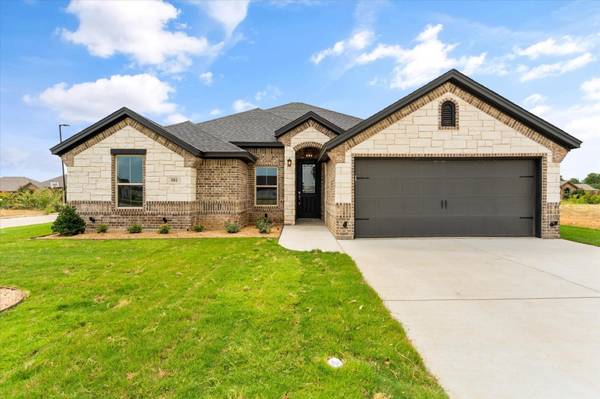 501 Calla Lily Way, Tolar, TX 76476