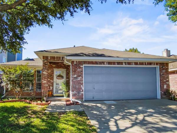 6008 Flyers Lane, Arlington, TX 76018