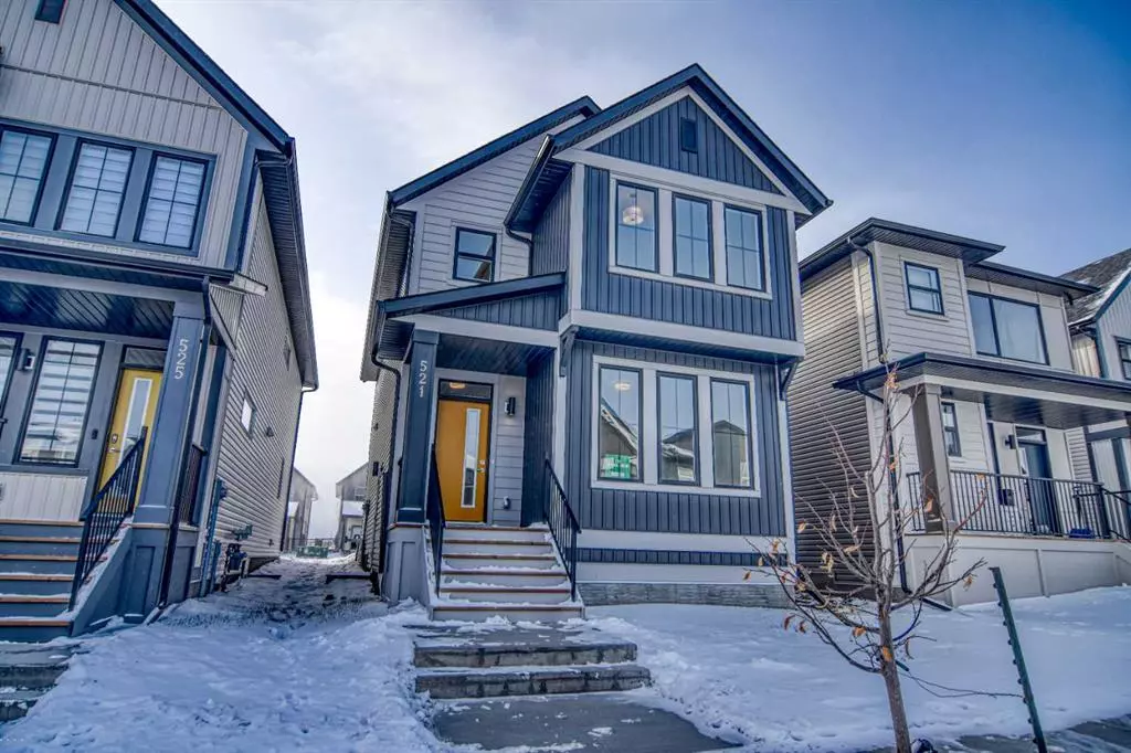 Airdrie, AB T4B 5H9,521 South Point PL SW