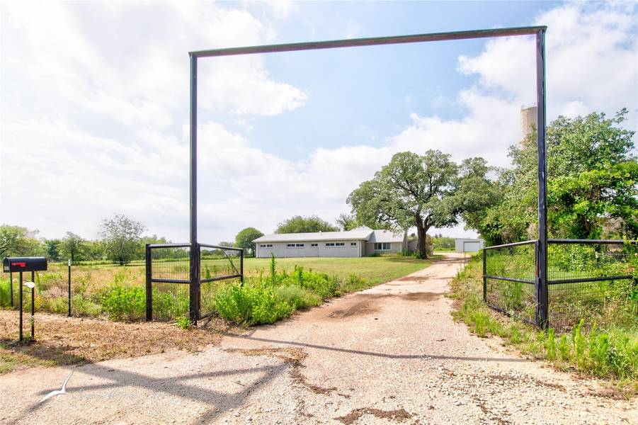 9255 County Road 258, Clyde, TX 79510