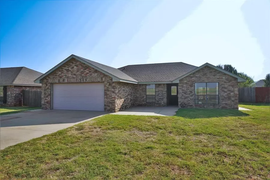 1908 N Washington Avenue, Weatherford, OK 73096