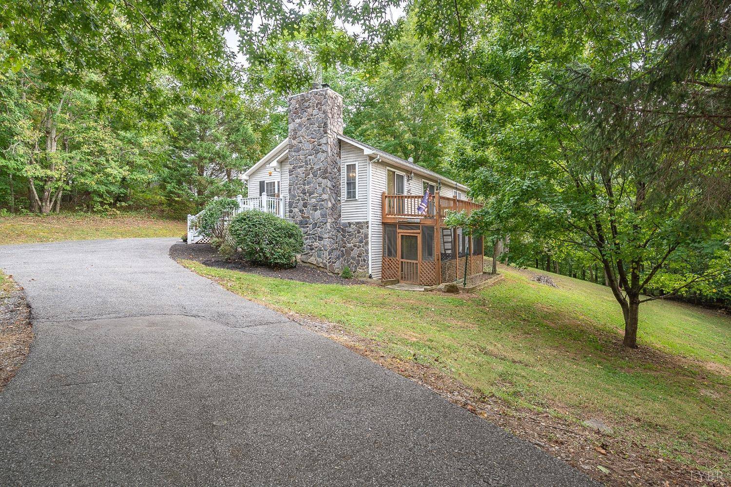 1197 Misty Ridge LN, Montvale, VA 24122