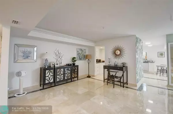 Boca Raton, FL 33434,7375 Woodmont CT