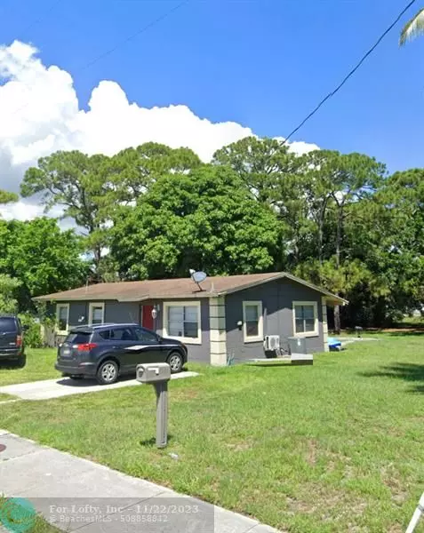 2806 Avenue F, Fort Pierce, FL 34947