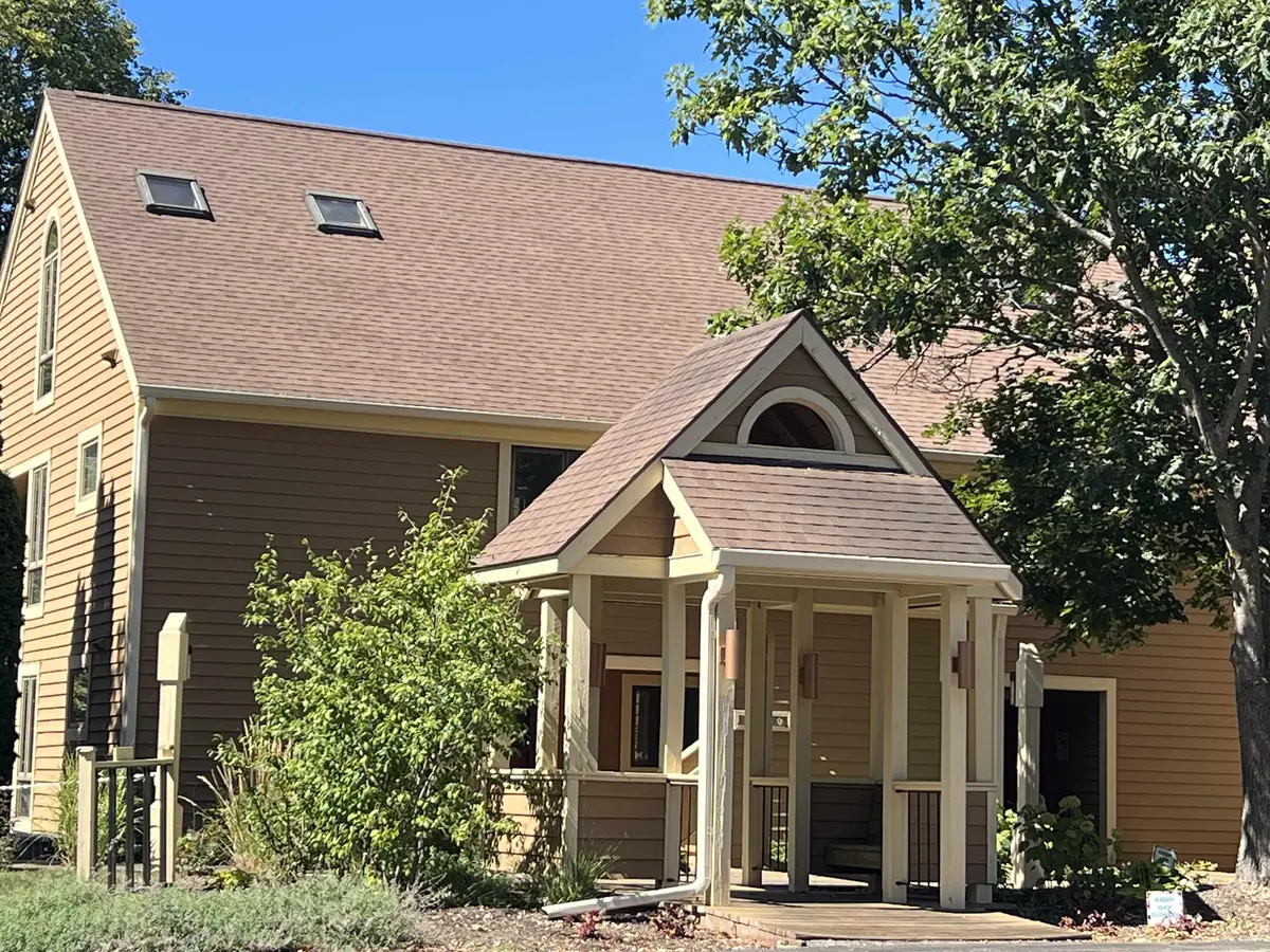 Galena, IL 61036,LA 10 Long Bay Drive