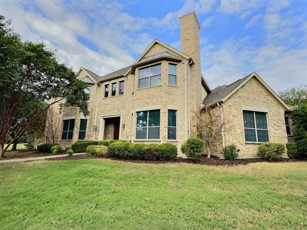 671 Lakeridge Drive, Fairview, TX 75069