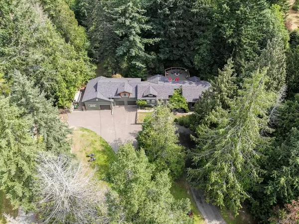 Cobble Hill, BC V0R 1L4,921 Aros Rd