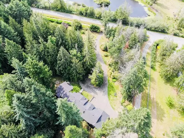 Cobble Hill, BC V0R 1L4,921 Aros Rd