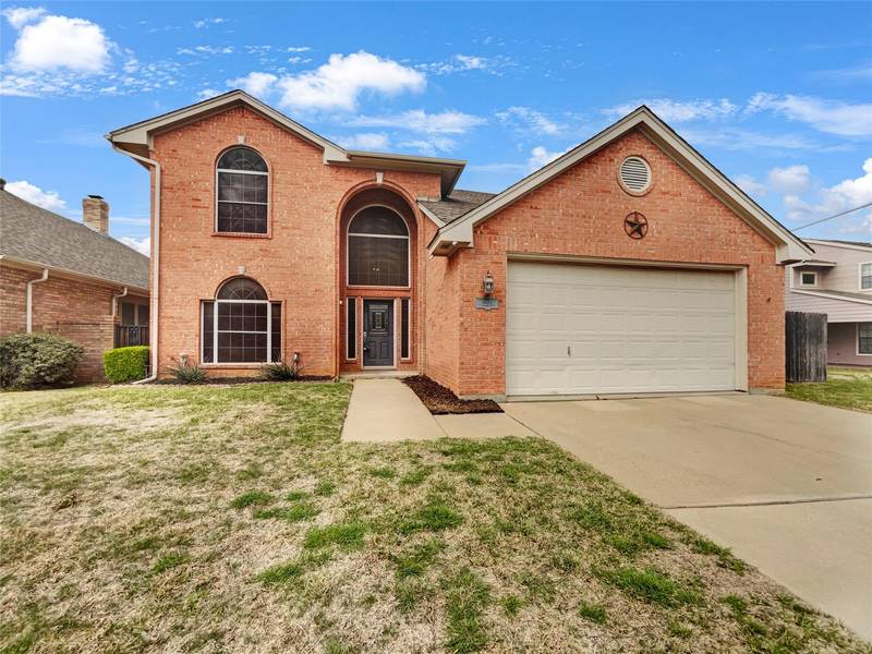 3209 Village Oak Drive, Arlington, TX 76017