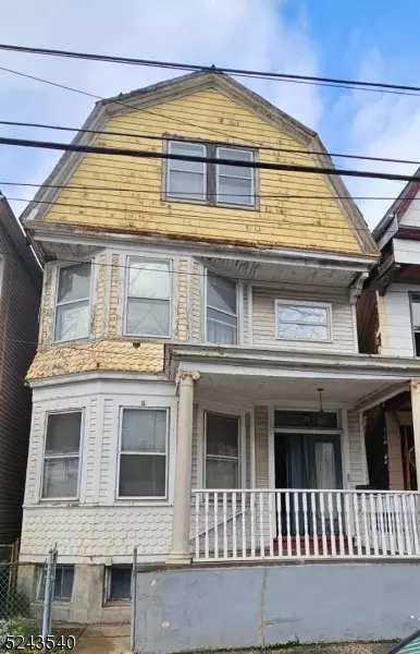 112 N 5Th St, Harrison Town, NJ 07029