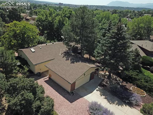 Colorado Springs, CO 80919,565 Blackhawk CT