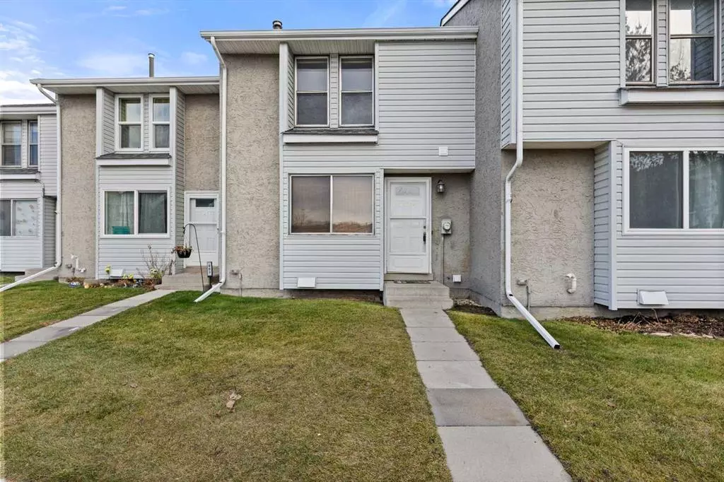 Airdrie, AB T4B 1E6,700 Allen ST SE #404