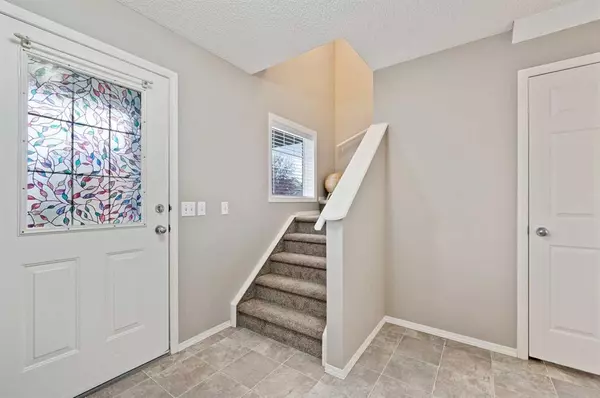 Airdrie, AB T4B 2W6,24 Luxstone CRES SW