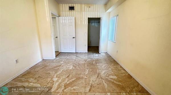 Fort Lauderdale, FL 33316,2015 SE 10th Ave  #128