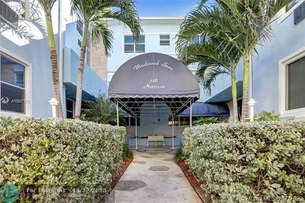 Hollywood, FL 33019,326 Harrison St  #204A