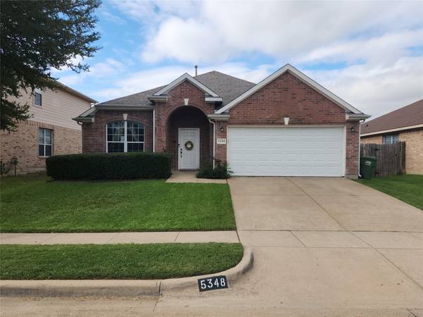 5348 Bison Court, Watauga, TX 76137