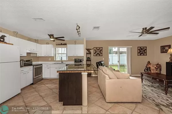 Sunrise, FL 33351,9510 NW 52nd Ct