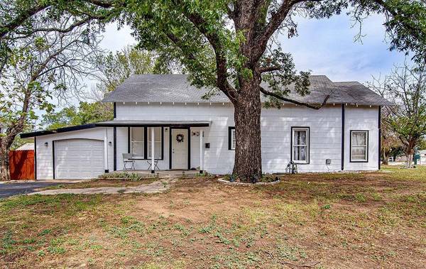 401 N Main Street, Joshua, TX 76058