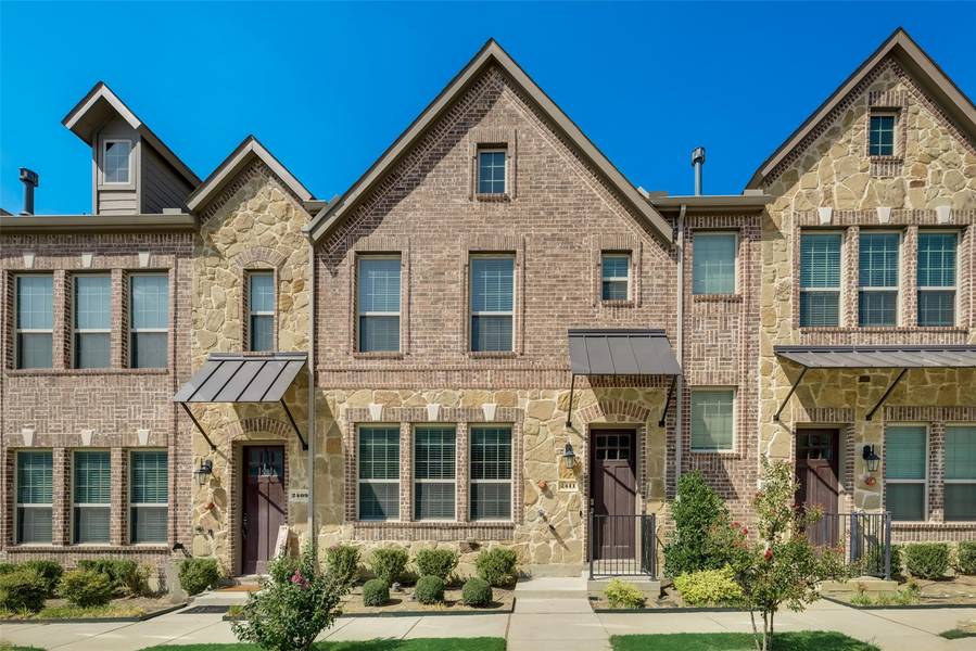 2411 Magalia Lane, Lewisville, TX 75056