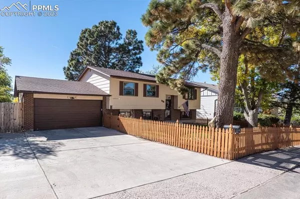 Colorado Springs, CO 80915,6655 Pawnee CIR