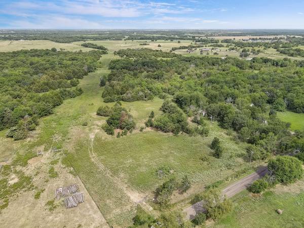 5412 County Road 1037, Celeste, TX 75423