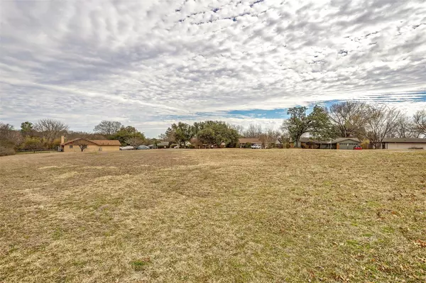 Fort Worth, TX 76116,6908 Chickering Road