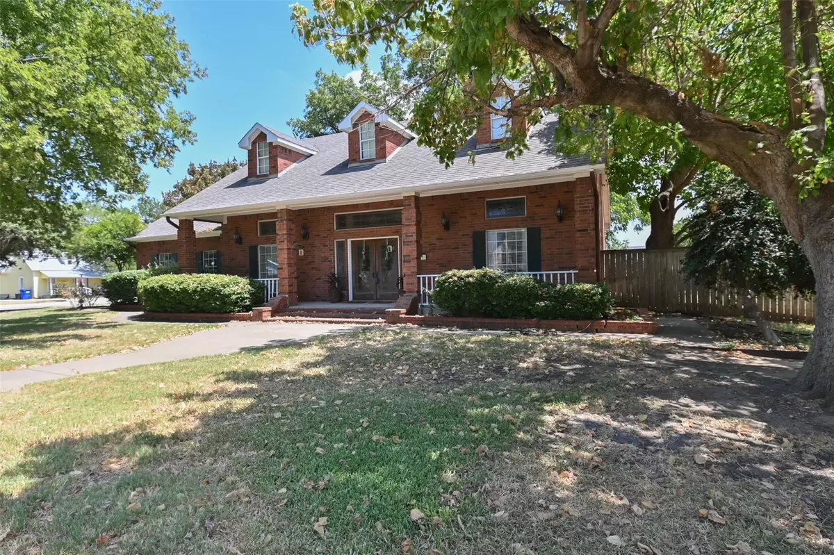 Forney, TX 75126,306 Burgett Street