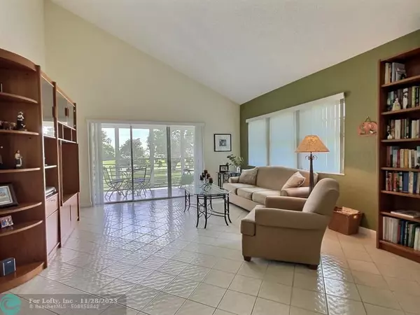 Tamarac, FL 33321,8710 Azalea Ct  #204