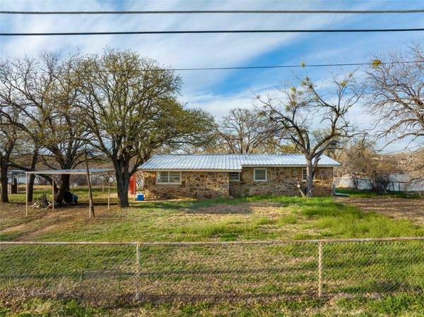 6652 County Road 304, Breckenridge, TX 76424