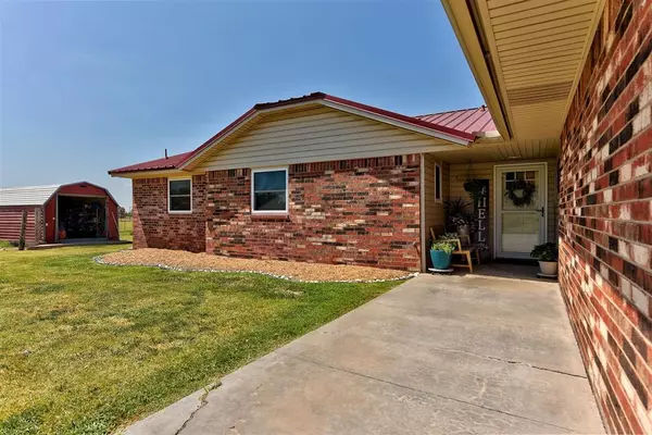 Tuttle, OK 73089,1066 County Street 2927