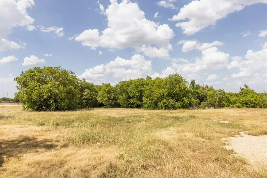 1725 S Las Vegas Trail, White Settlement, TX 76108