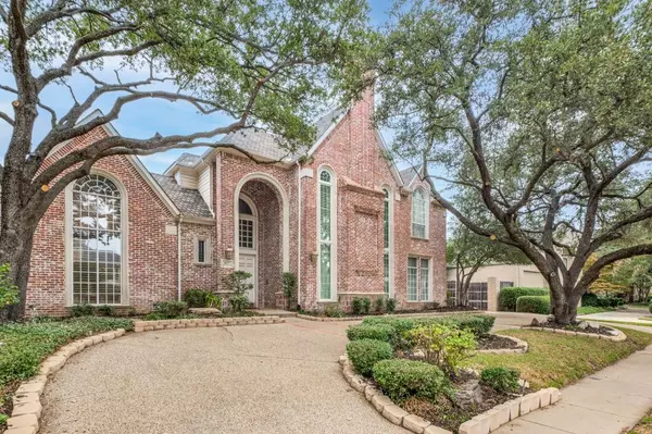 4627 Briar Oaks, Dallas, TX 75287