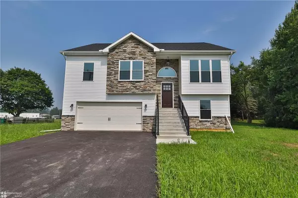 2692 Community, Moore Twp, PA 18014