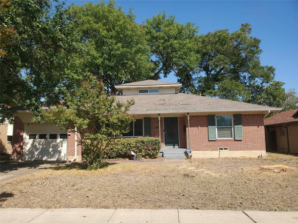 1005 Alamo Lane, Garland, TX 75040