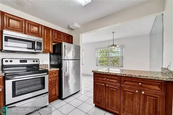 Pembroke Pines, FL 33027,151 SW 134th Way  #301N