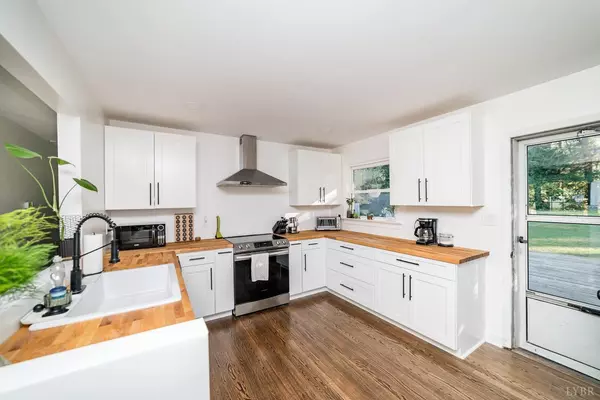 Lynchburg, VA 24501,1036 Dandridge DR