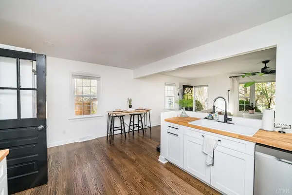 Lynchburg, VA 24501,1036 Dandridge DR