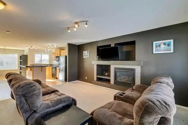 Calgary, AB T2Z 4R3,280 Copperfield HTS SE