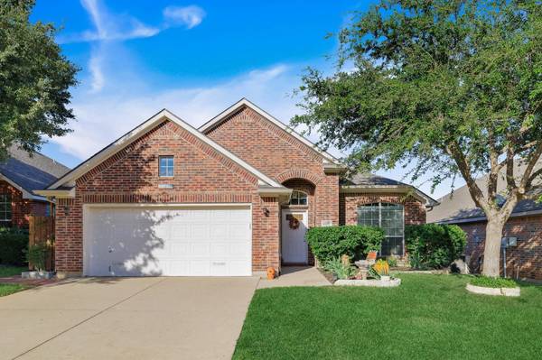 4209 Briarcreek Drive, Fort Worth, TX 76244