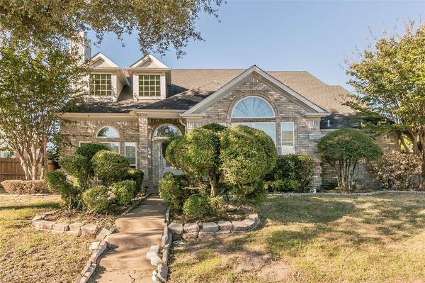 5713 Willowbrook Drive, Rowlett, TX 75088