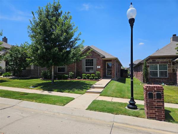 536 Cheyenne Drive, Aubrey, TX 76227