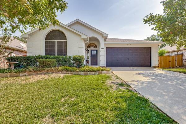 2065 Belvedere Drive, Lewisville, TX 75067