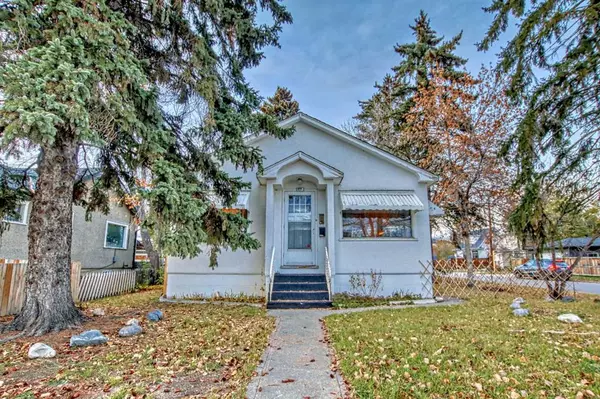 Calgary, AB T2E1M9,140 18 AVE NE